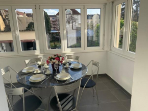 Apartment 100m, 5 min center 2 bedrooms, 6 people